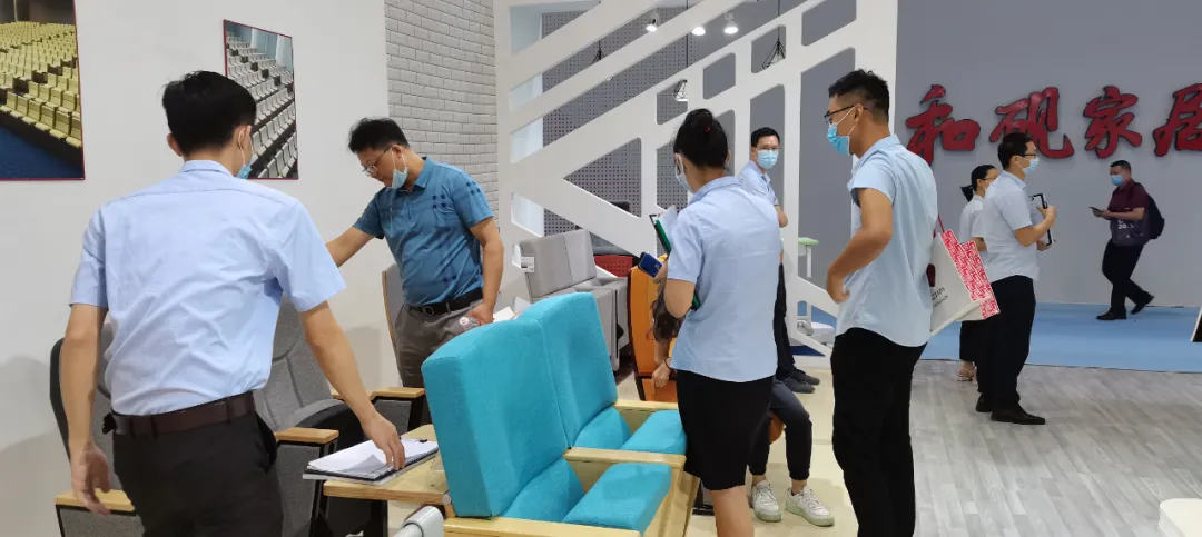 45屆家博會廣州站收官|(zhì)祥聚座椅實(shí)力與底氣兼具，盡展風(fēng)采(圖5)