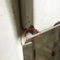 開學了，打起十二分精神，小心身邊的課桌椅