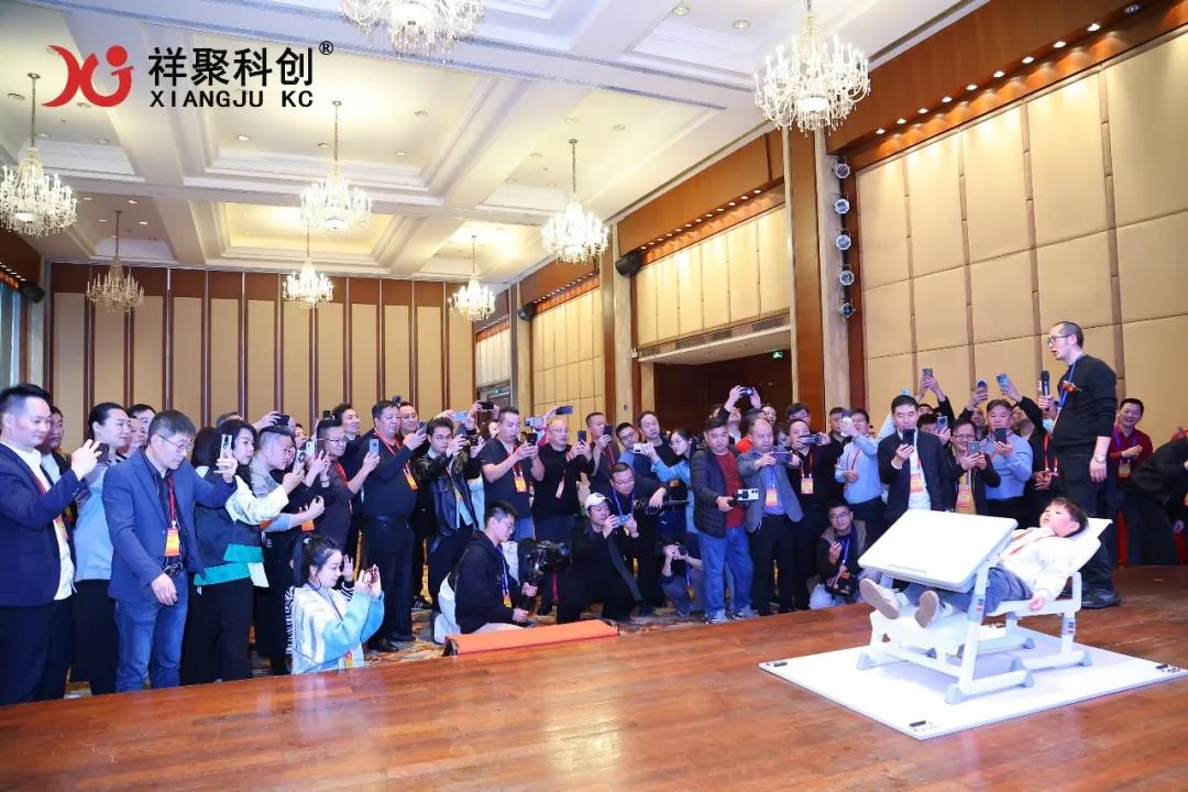 2025年祥聚午睡課桌椅新品發布會成功舉辦(圖31)