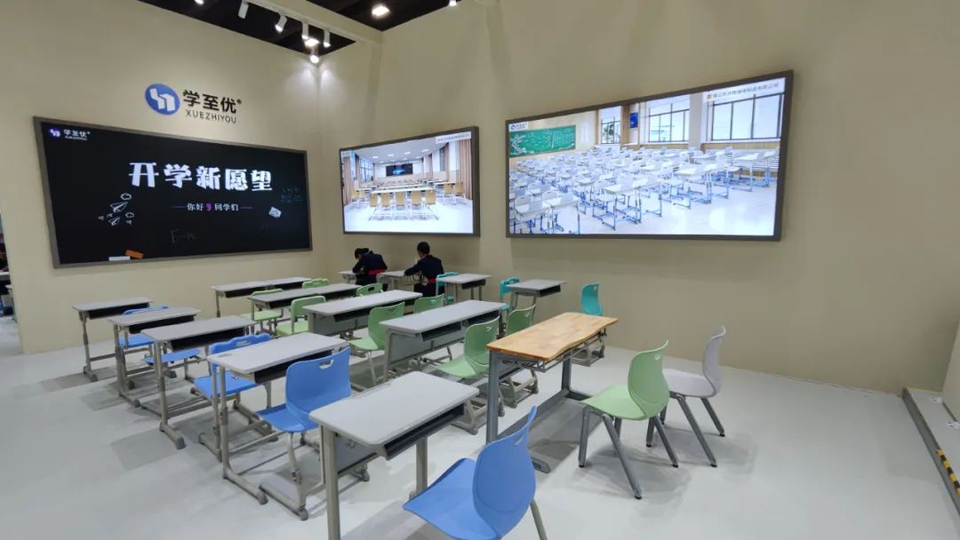 祥聚科創(chuàng)驚艷亮相！直擊第55屆中國國際家具博覽會辦公家具展現(xiàn)場(圖26)